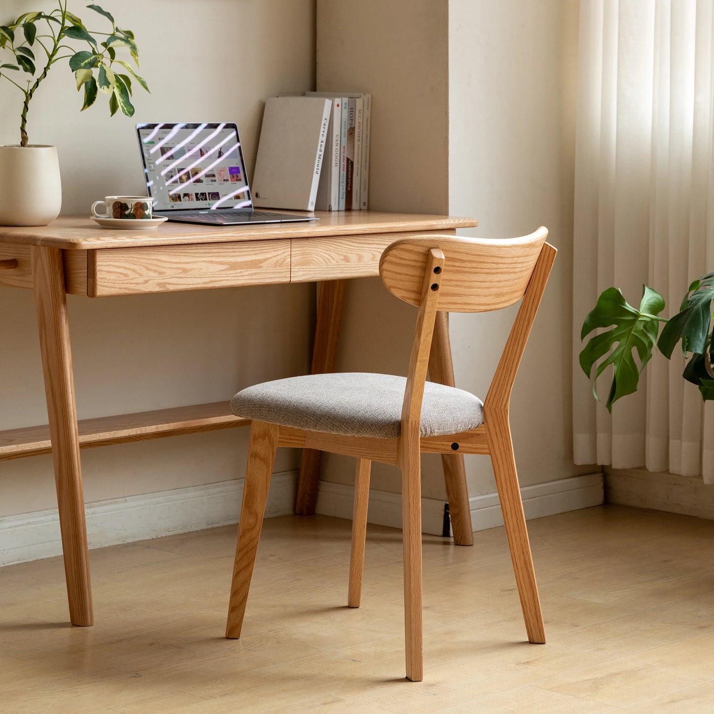 Set of 4 Nordic Style Dining Chairs, Solid Wood, Modern, Oak
